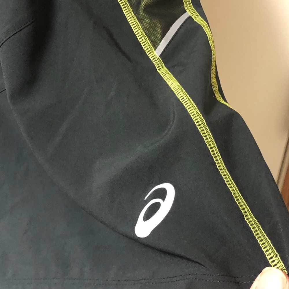 MEN ASICS RUNNING SHORTS